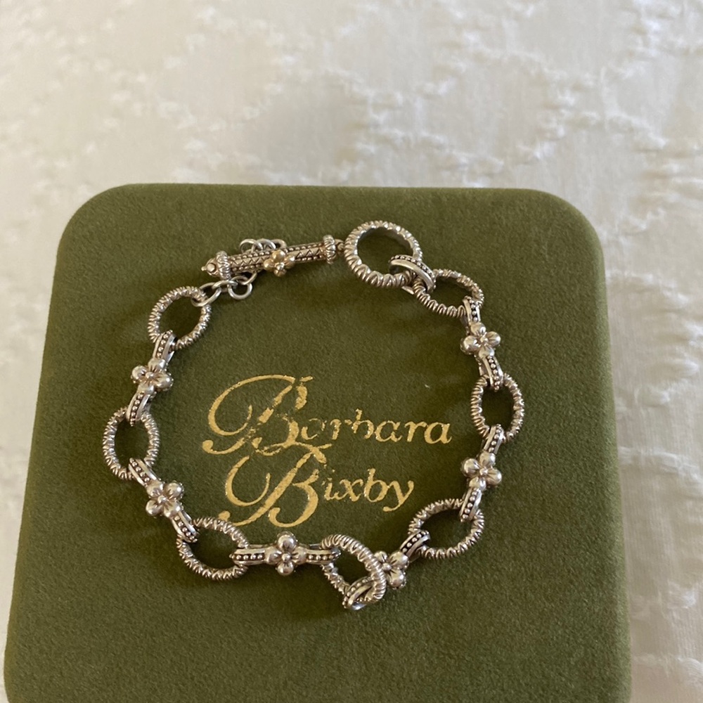 Bracelet